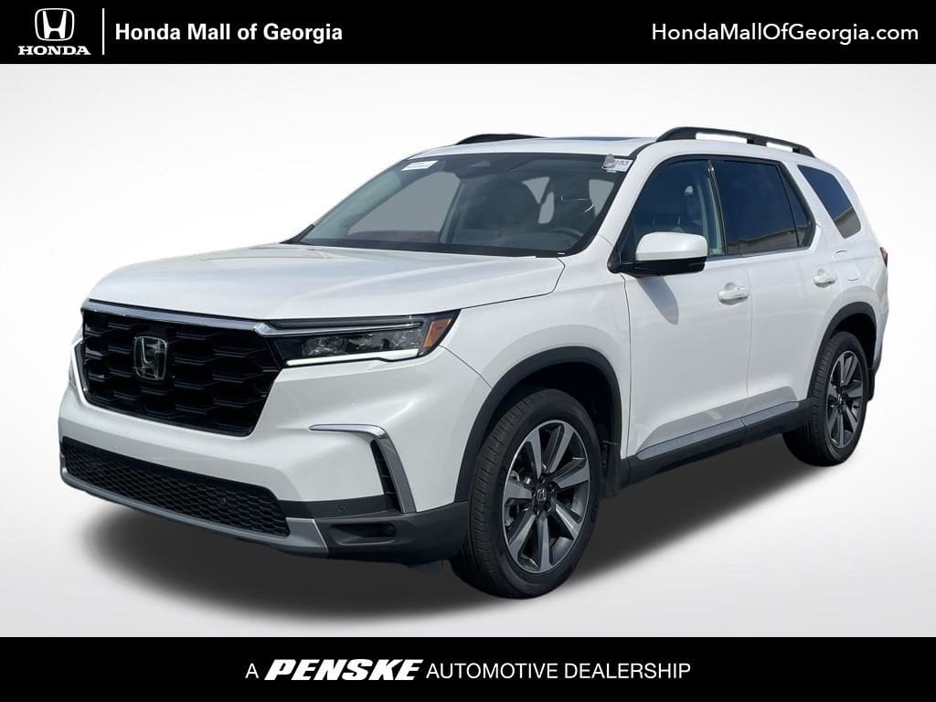 2025 Honda Pilot Touring 2WD's photo