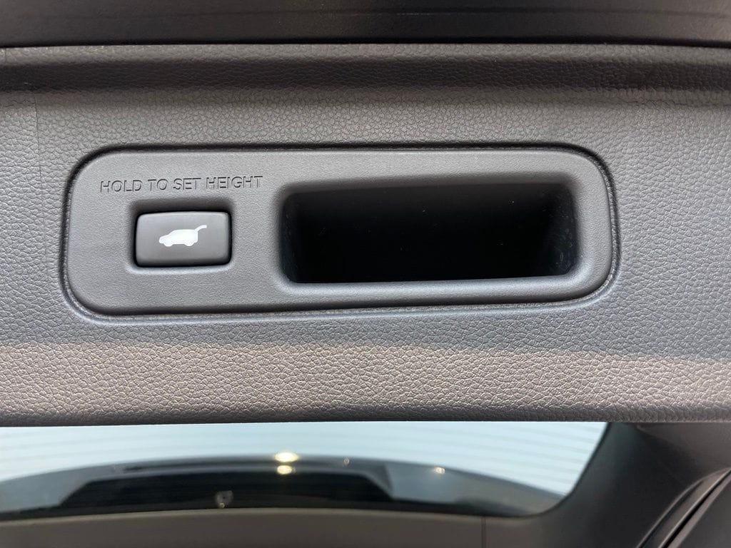 2025 Honda Pilot Touring - Photo 43
