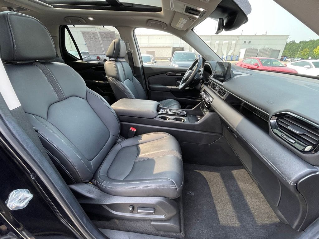 2025 Honda Pilot Touring - Photo 33