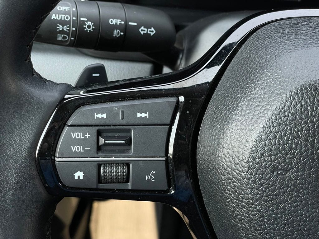 2025 Honda Pilot Touring - Photo 15