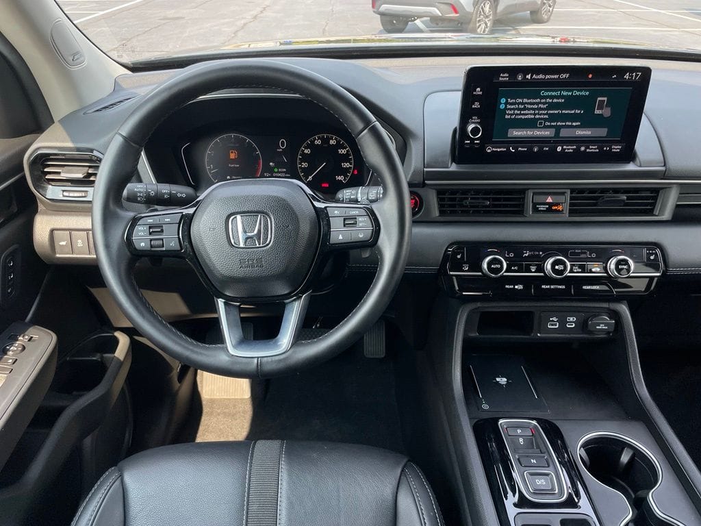 2025 Honda Pilot Touring - Photo 11