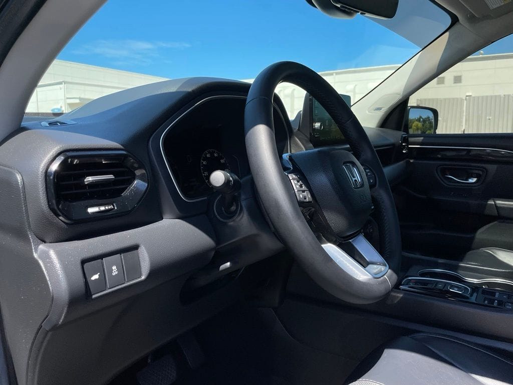 2025 Honda Pilot Touring - Photo 28