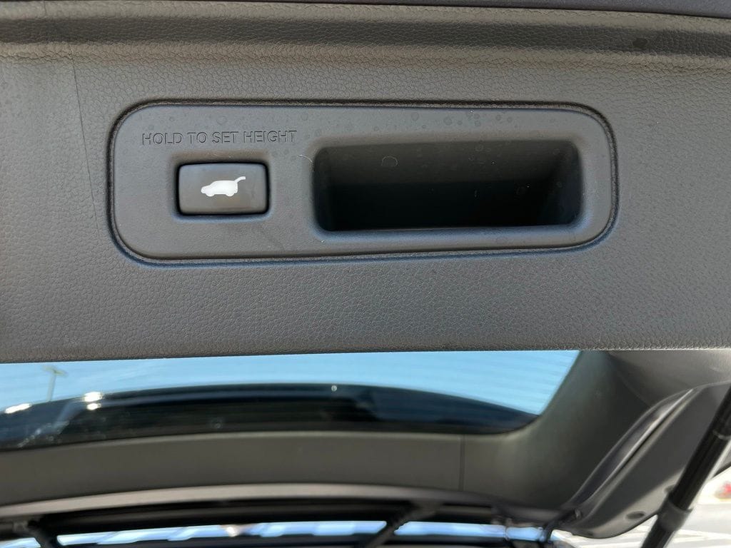 2025 Honda Pilot Touring - Photo 43