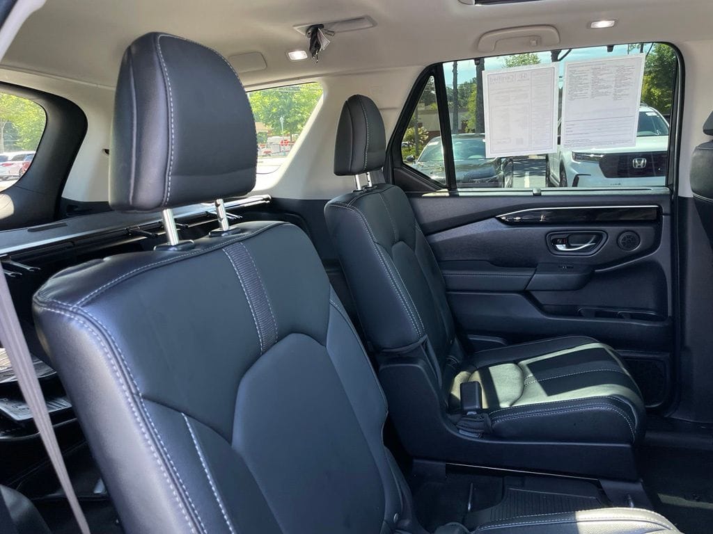 2025 Honda Pilot Touring - Photo 37