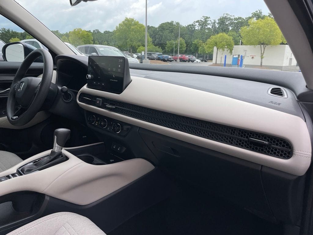 2026 Honda HR-V LX - Photo 33