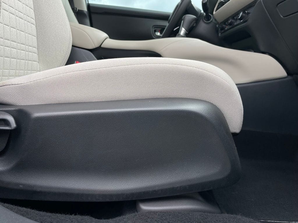 2026 Honda HR-V LX - Photo 30