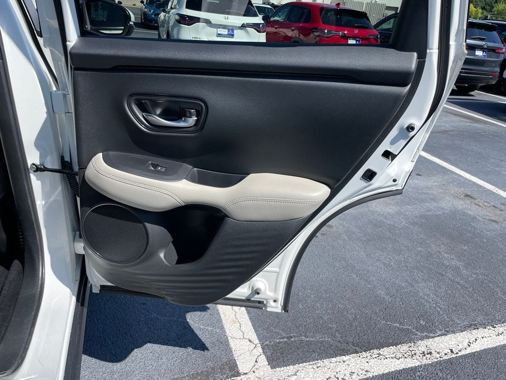 2026 Honda HR-V LX - Photo 34