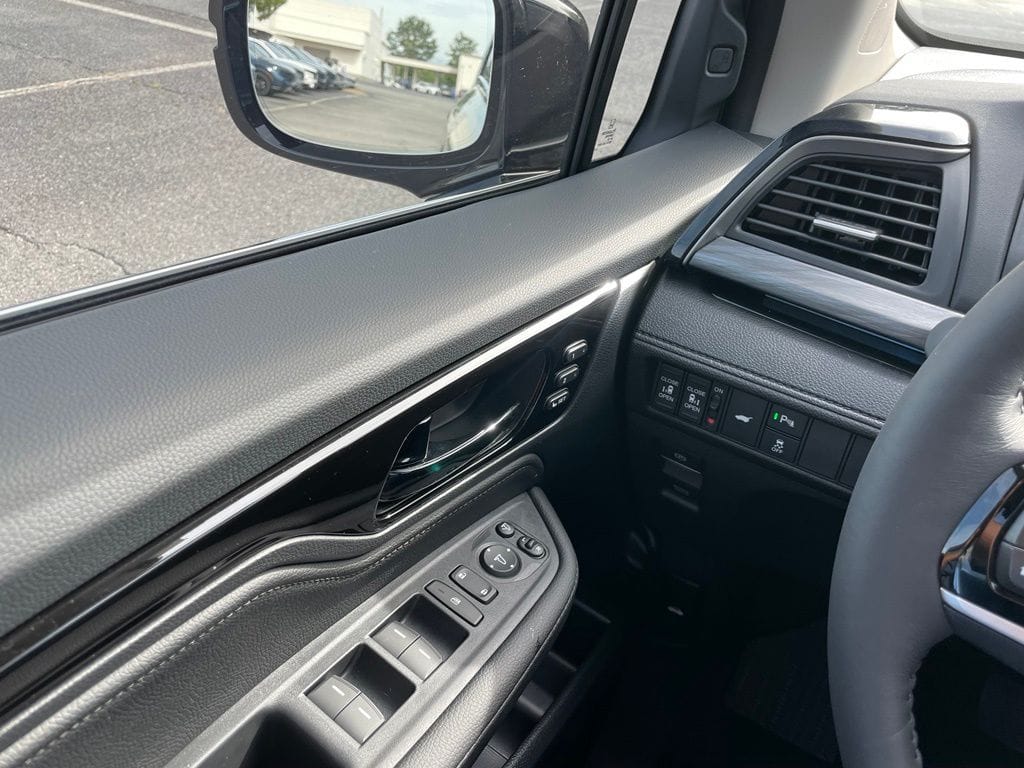 2026 Honda Odyssey Elite - Photo 23