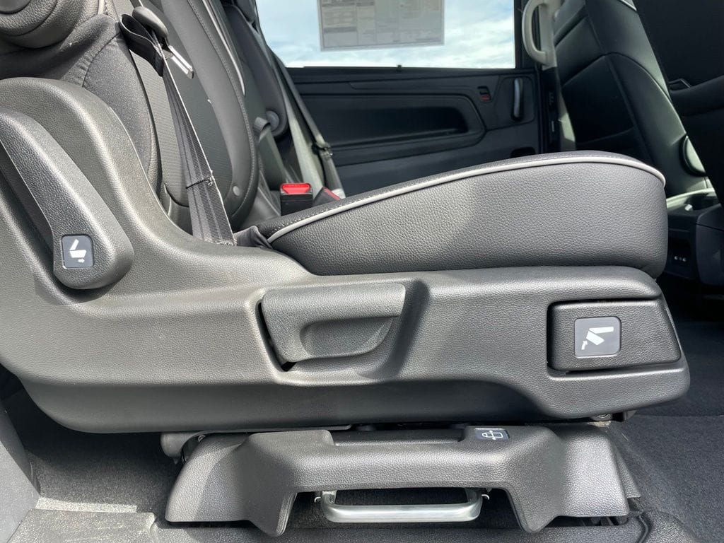 2026 Honda Odyssey Elite - Photo 35