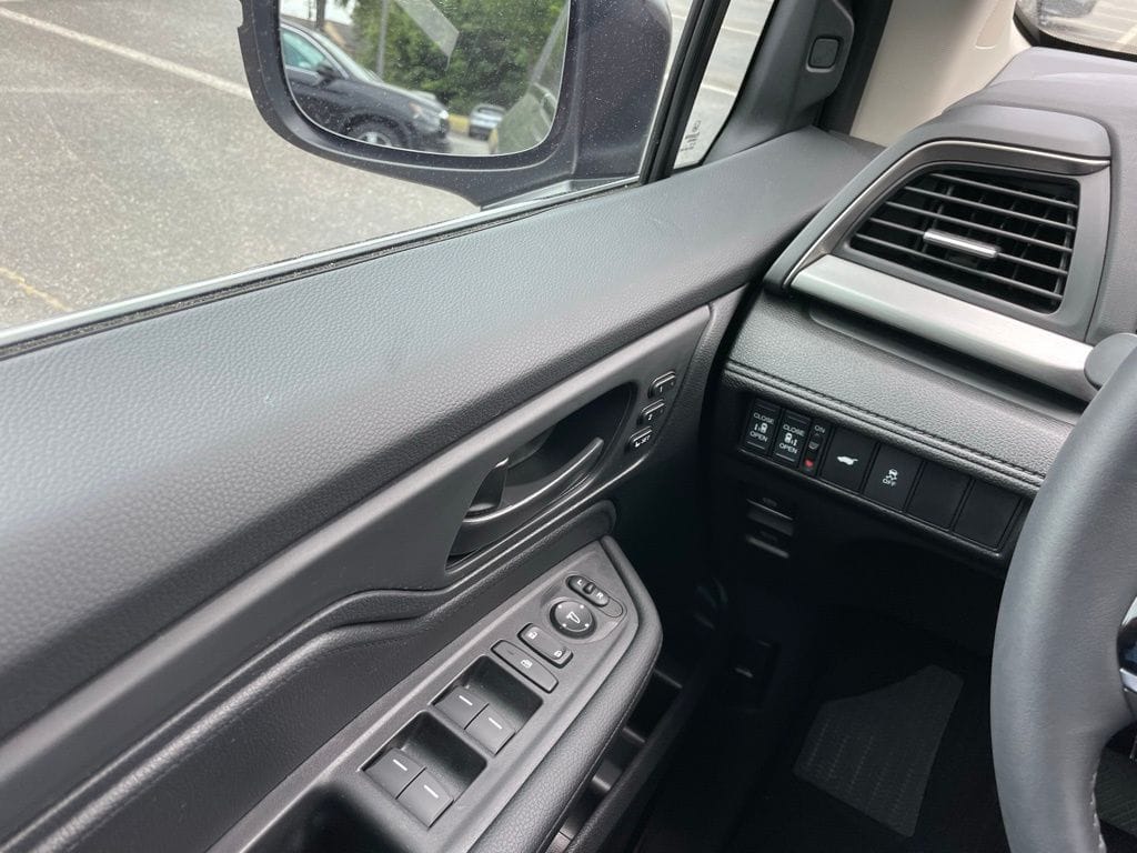 2026 Honda Odyssey EX-L - Photo 22