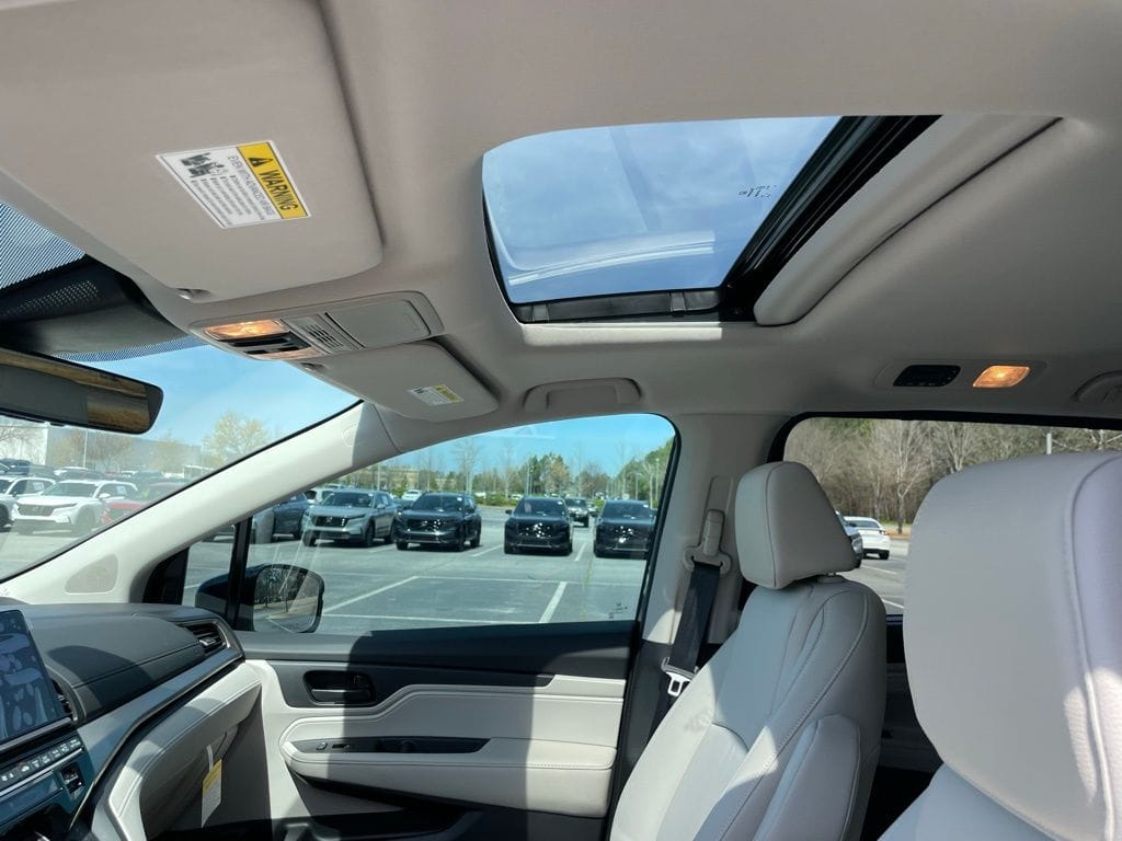 2026 Honda Odyssey EX-L - Photo 29