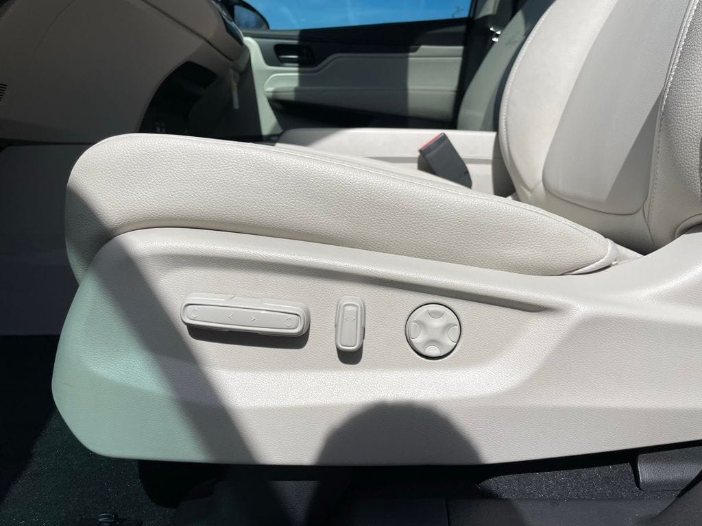 2026 Honda Odyssey EX-L - Photo 25