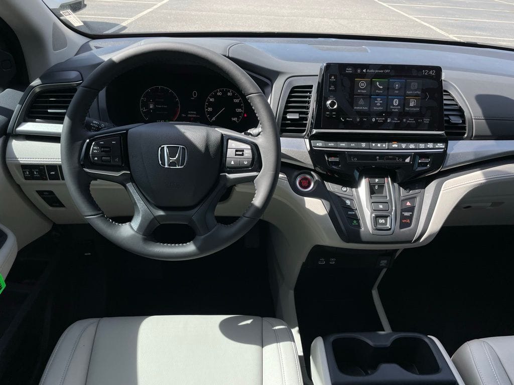 2026 Honda Odyssey EX-L - Photo 11