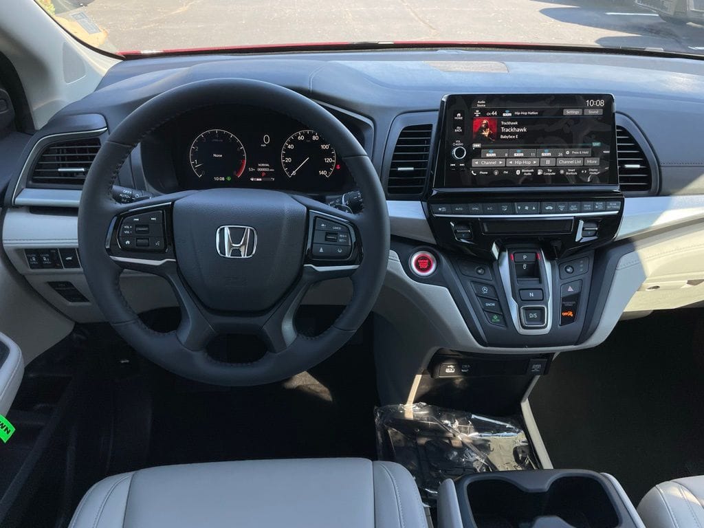 2026 Honda Odyssey EX-L - Photo 11