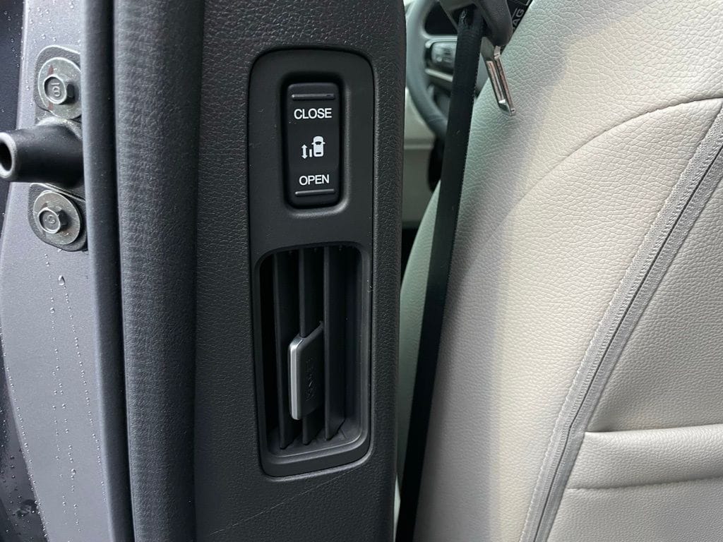 2026 Honda Odyssey Touring - Photo 42