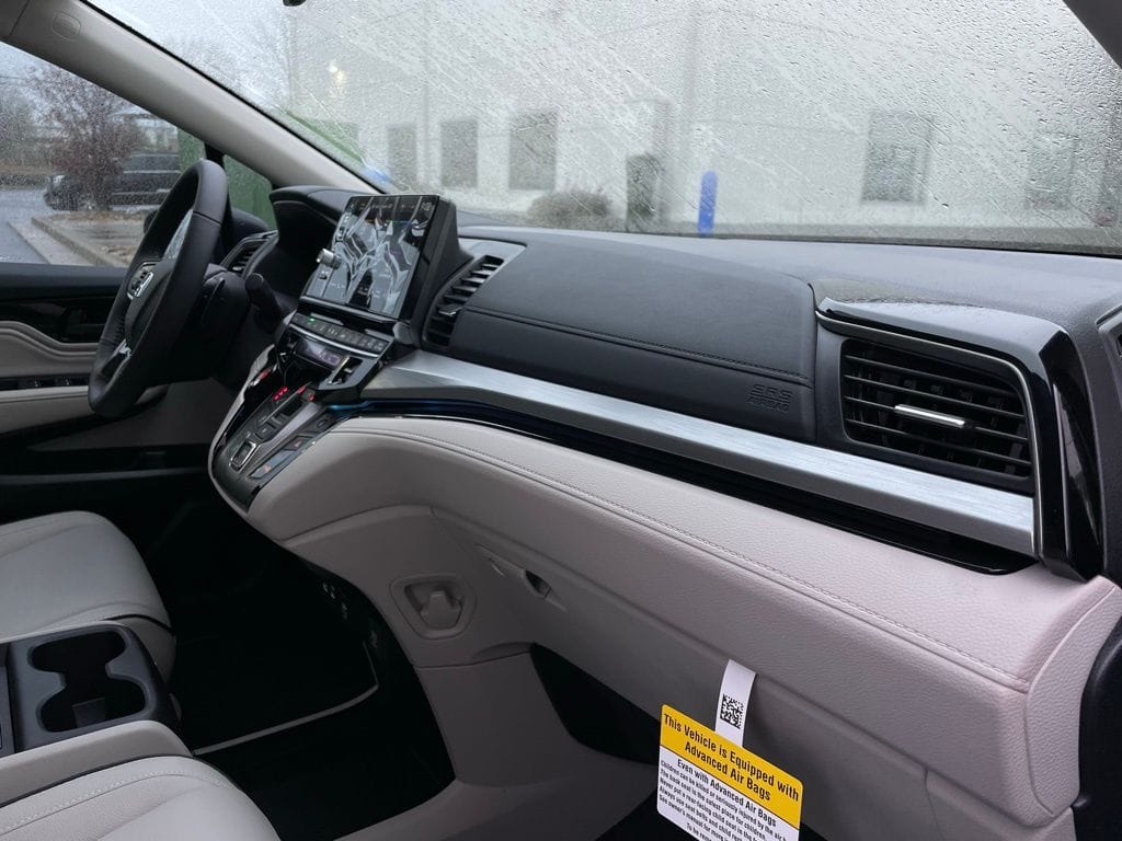 2026 Honda Odyssey Touring - Photo 34
