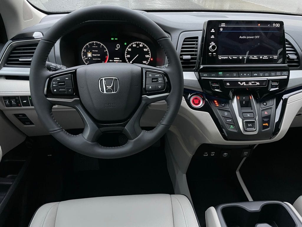2026 Honda Odyssey Touring - Photo 11