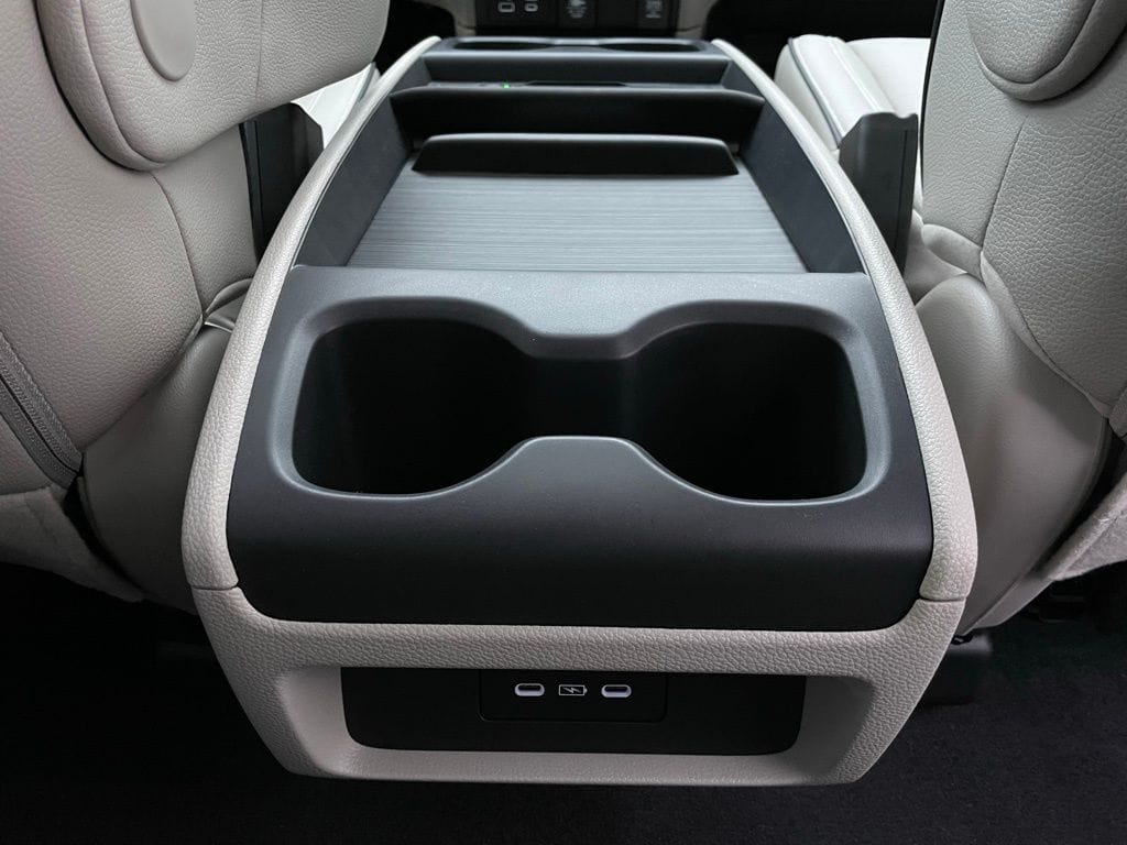 2026 Honda Odyssey Touring - Photo 37