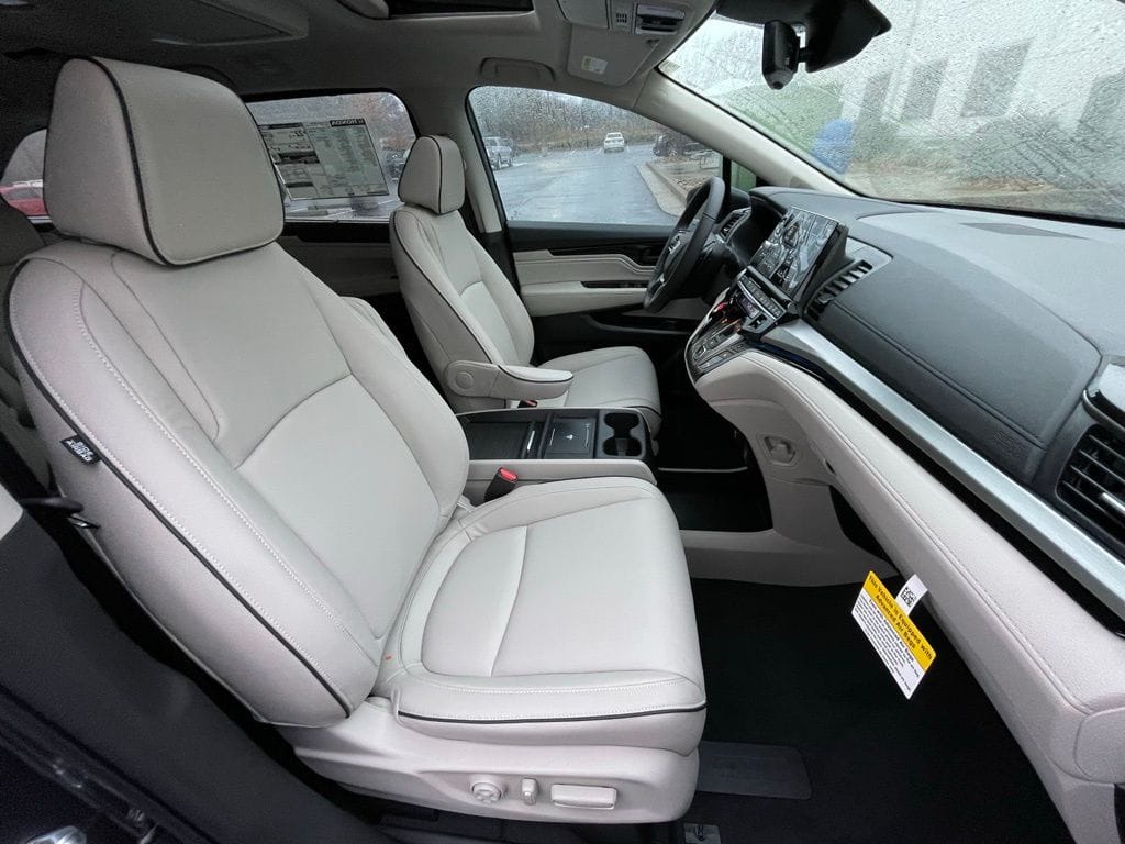 2026 Honda Odyssey Touring - Photo 33