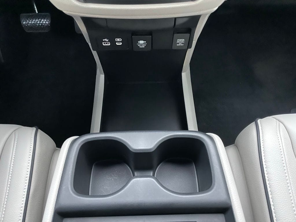 2026 Honda Odyssey Touring - Photo 20