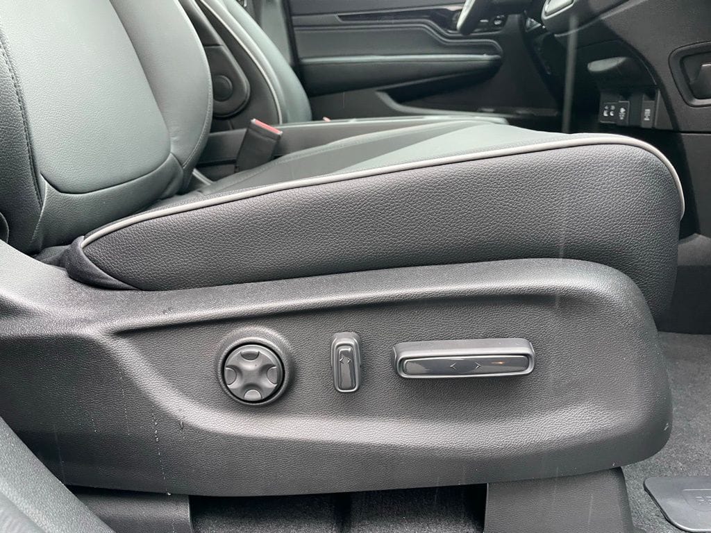 2026 Honda Odyssey Touring - Photo 31