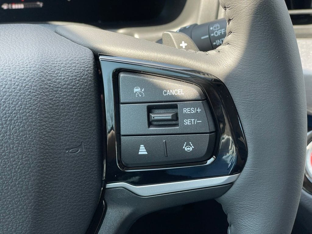 2026 Honda Odyssey Touring - Photo 14