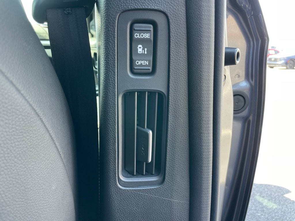 2026 Honda Odyssey Touring - Photo 40