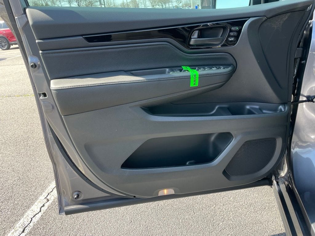 2026 Honda Odyssey Touring - Photo 24