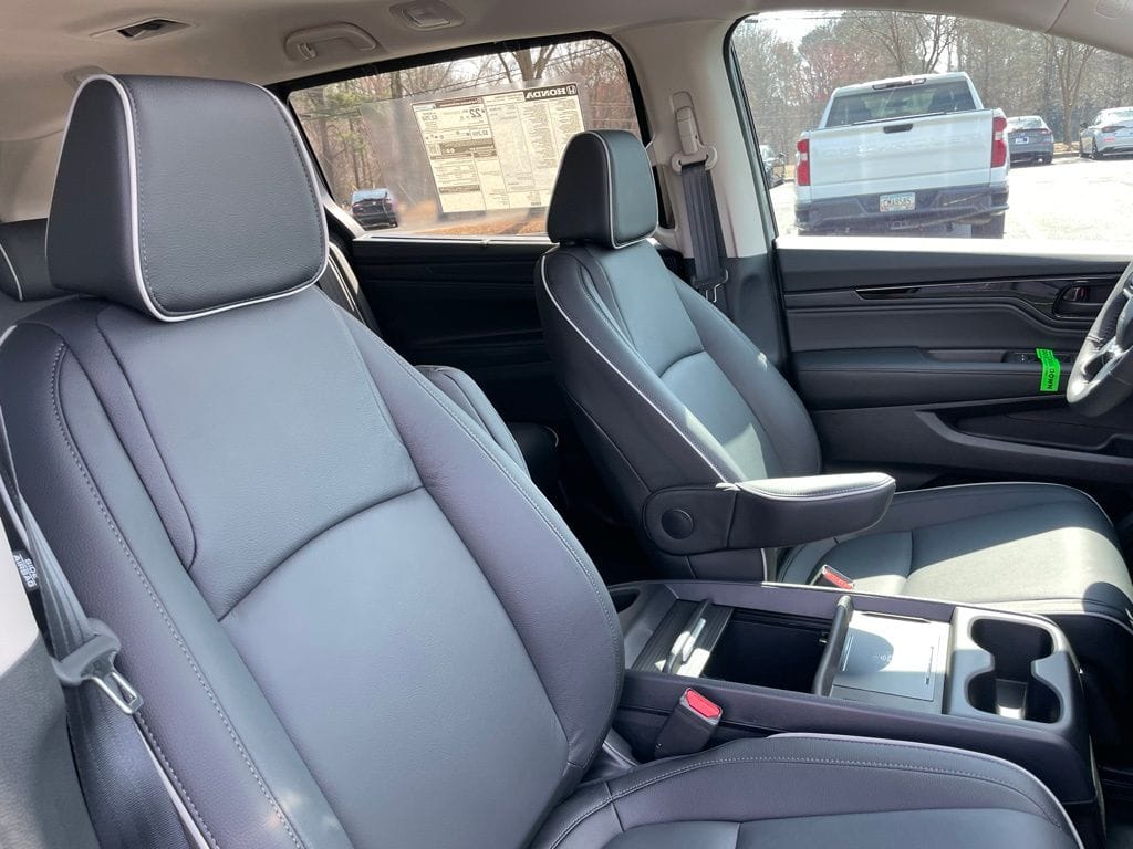 2026 Honda Odyssey Touring - Photo 32