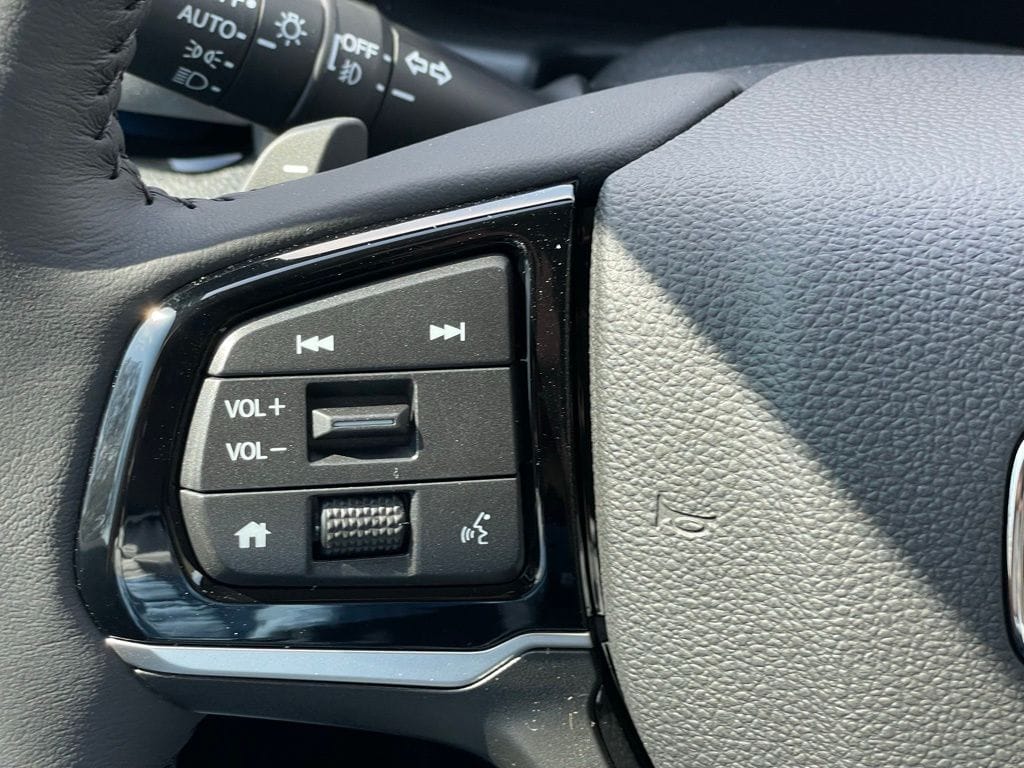 2026 Honda Odyssey Touring - Photo 15