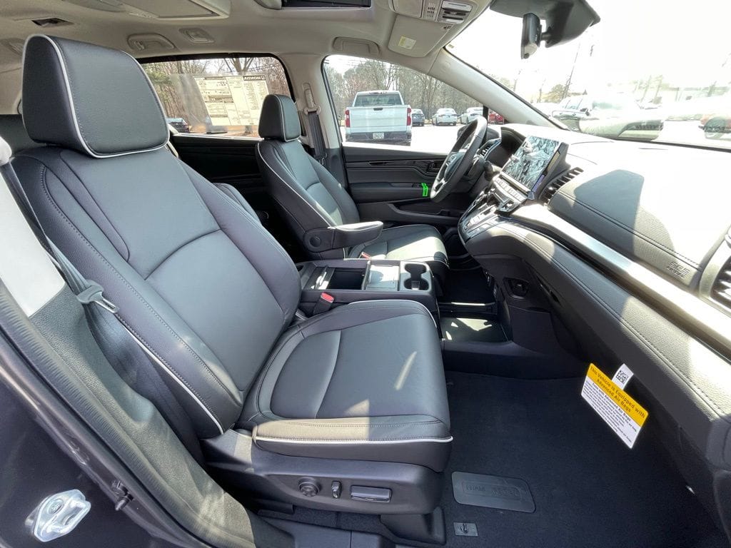 2026 Honda Odyssey Touring - Photo 33