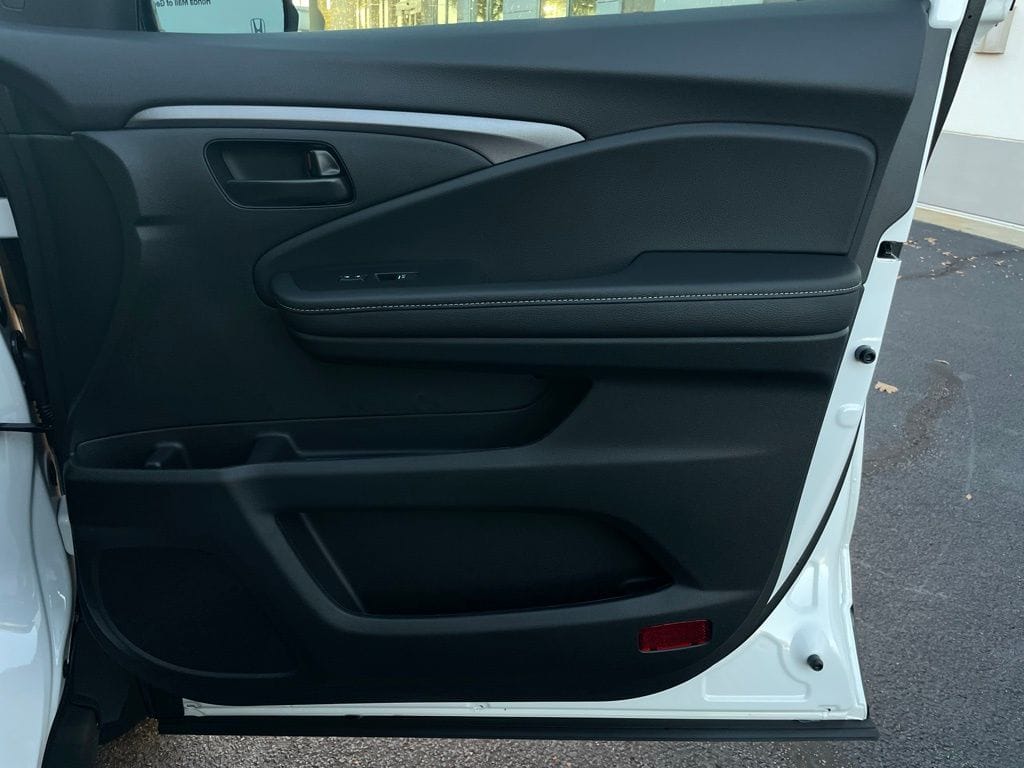 2026 Honda Ridgeline Sport - Photo 29