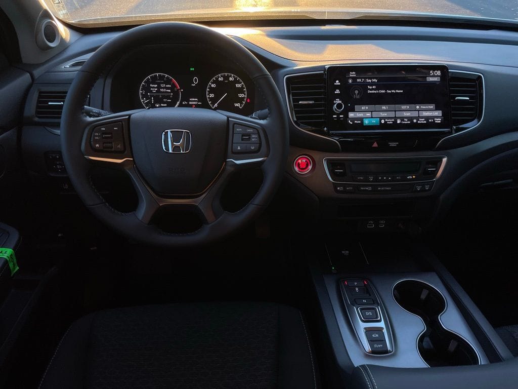 2026 Honda Ridgeline Sport - Photo 11