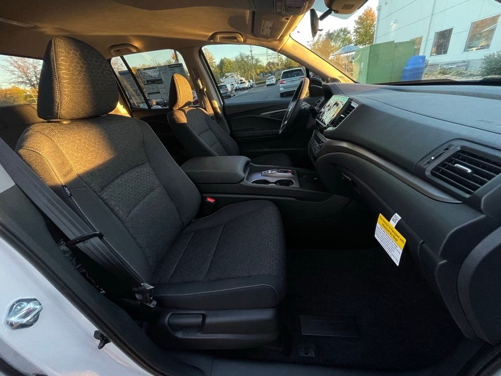 2026 Honda Ridgeline Sport - Photo 32