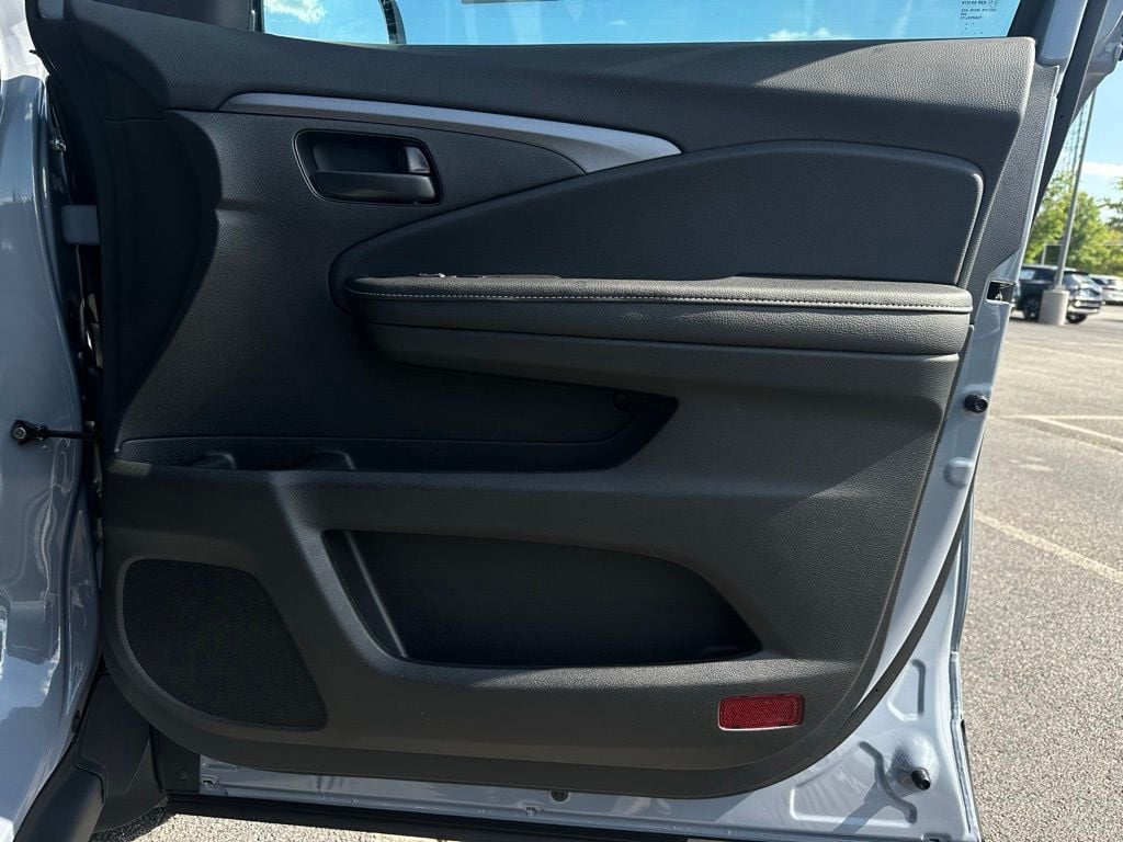 2026 Honda Ridgeline Sport - Photo 28