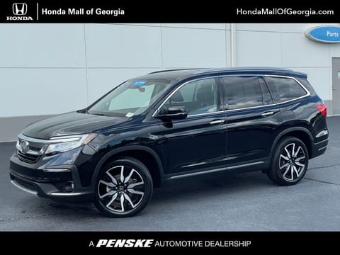1 image of 2022 Honda Pilot Touring 7-Passenger