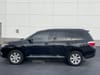 2 thumbnail image of  2012 Toyota Highlander Base