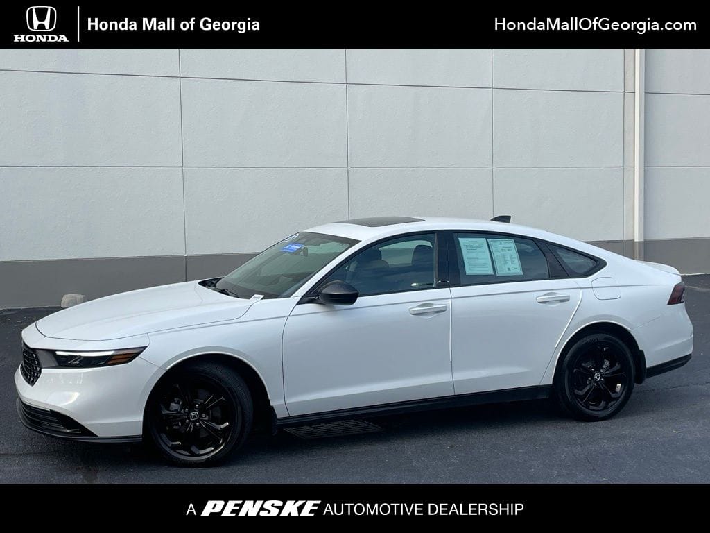 2025 Honda Accord SE's photo