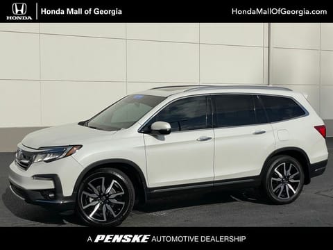 1 image of 2022 Honda Pilot Touring 7-Passenger