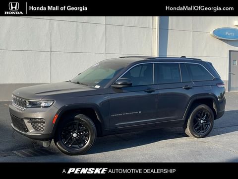 1 image of 2023 Jeep Grand Cherokee Laredo