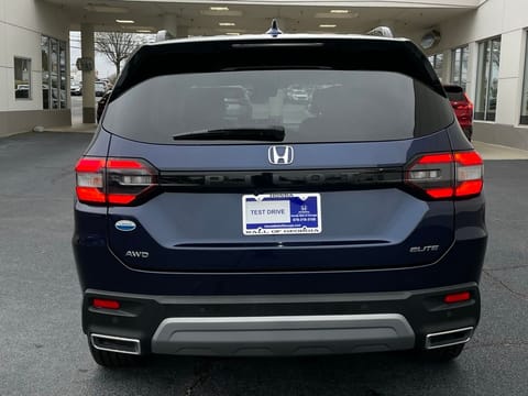2023 Honda Pilot Elite