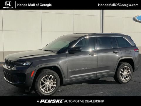 1 image of 2023 Jeep Grand Cherokee Laredo
