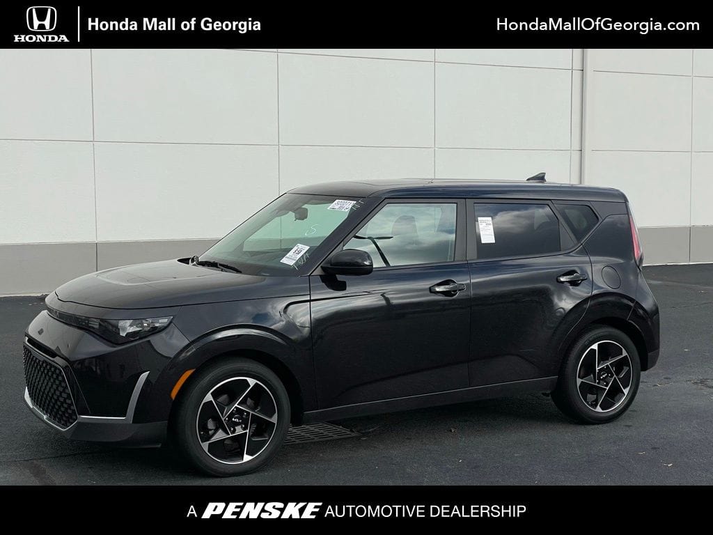 2023 Kia Soul EX's photo