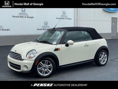 1 image of 2015 MINI Cooper Convertible Base