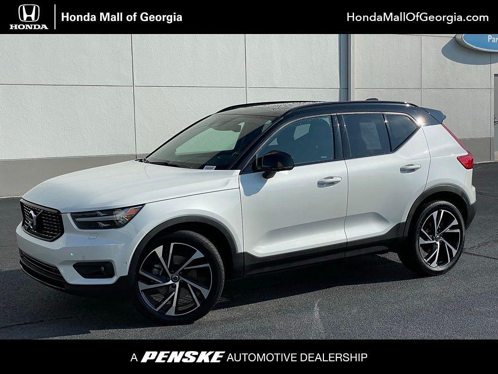 2021 Volvo XC40