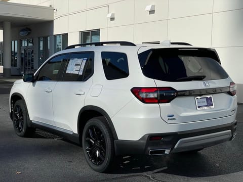 2025 Honda Pilot Touring