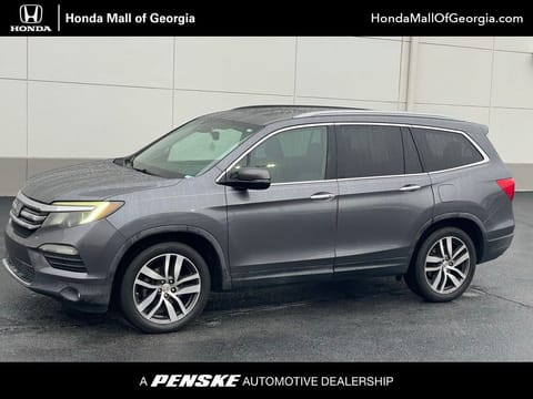 1 image of 2016 Honda Pilot Touring