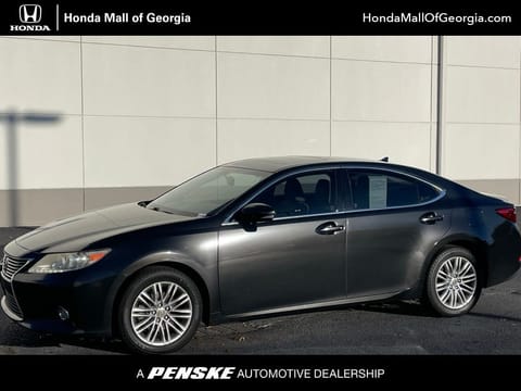 1 image of 2013 Lexus ES 350 4dr Sdn