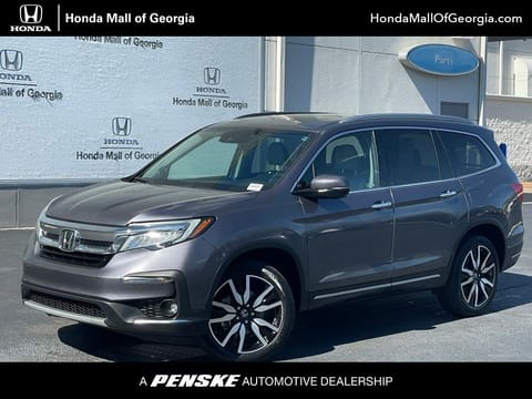 1 image of 2022 Honda Pilot Touring 8-Passenger