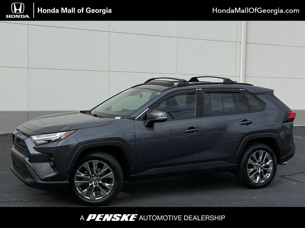 2023 Toyota RAV4 XLE Premium's photo